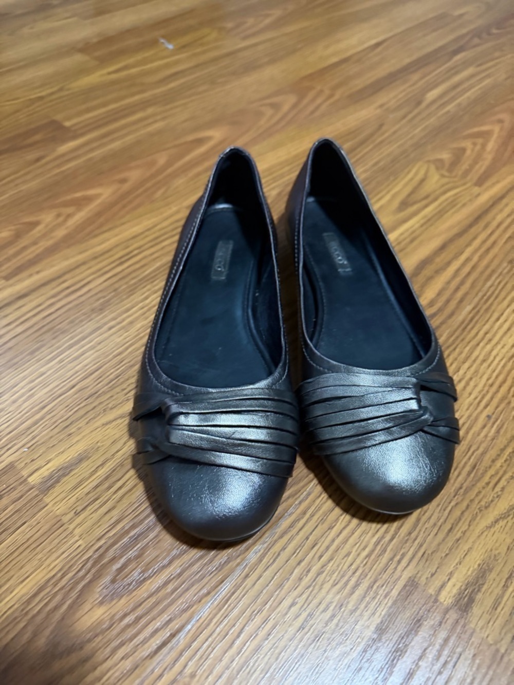 ECCO Kelly ballerina flat metallic grey size 8.5
